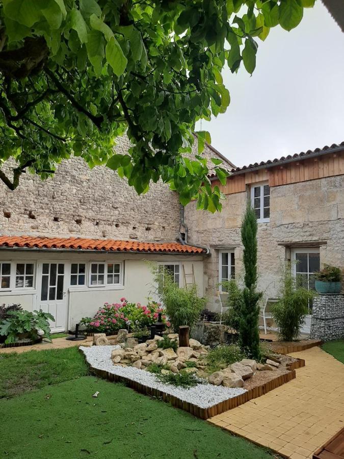 Le Petit Bois Leilighet Niort Eksteriør bilde